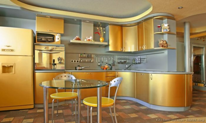 Nội thất căn bếp hiện đại với tông vàng ánh kim 3
